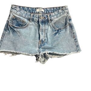 Forever 21 Light Wash Mini Shorts 27”